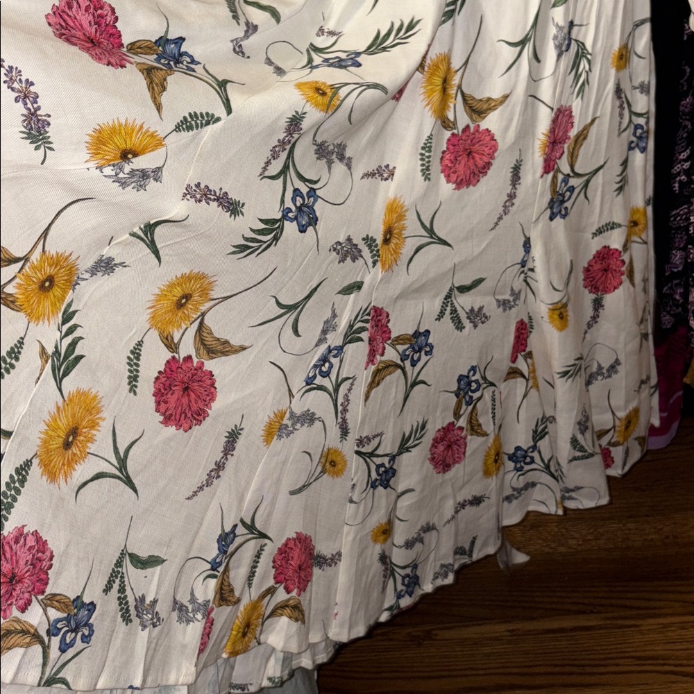 Ellie Tahari Floral Maxi Long Sleeve Dress. PERFECT FOR SPRING!!!! BRAND NEW!! - Picture 4 of 8